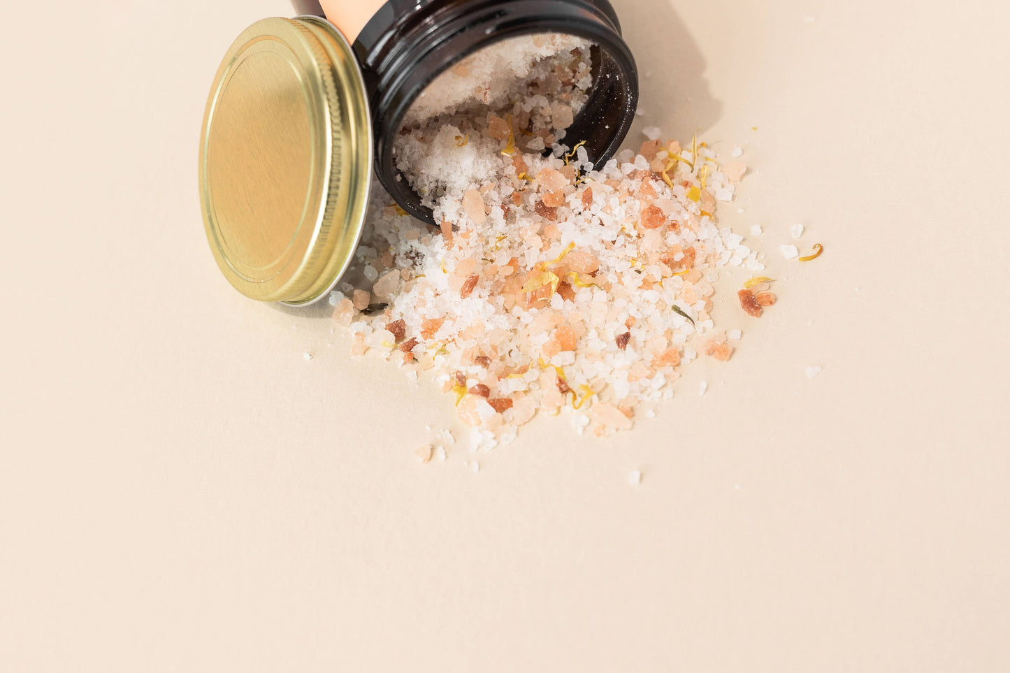 Bath Soak - Himalayan and Dead Sea salt: Sweet citrus